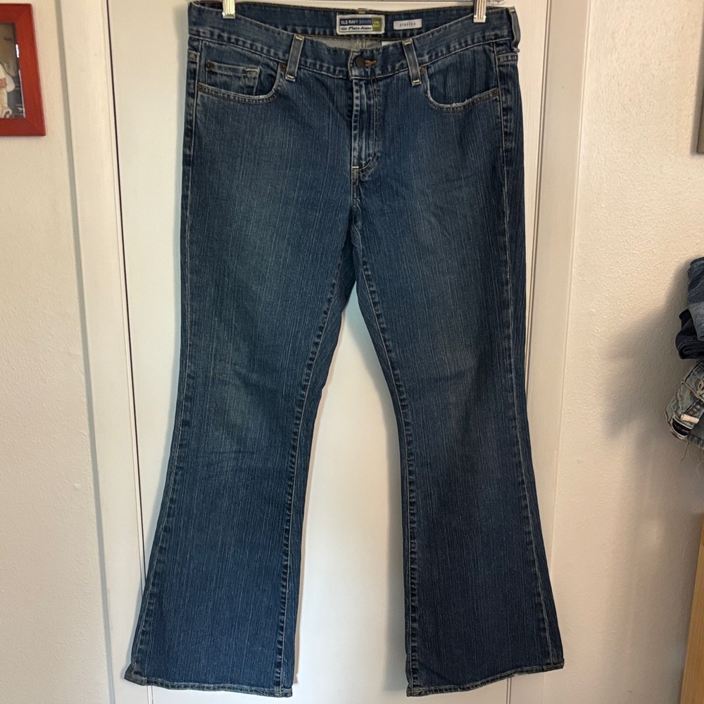 Old Navy Women's Flare Jeans in Dark Blue